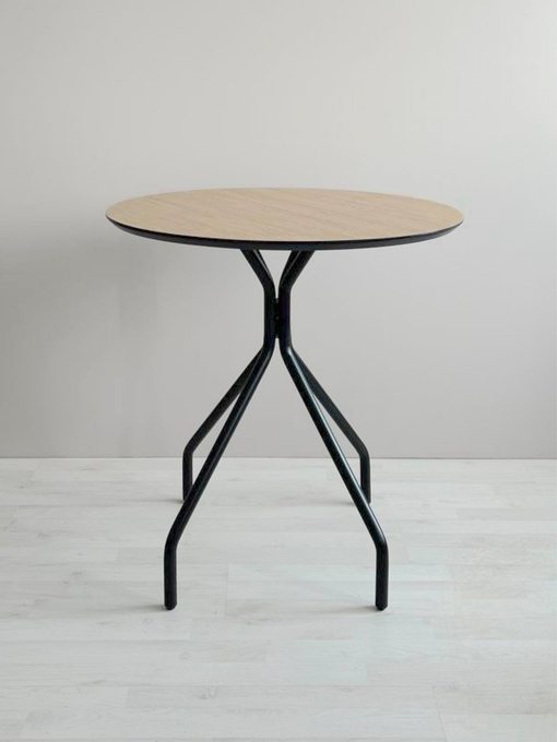 Подстолье Parma