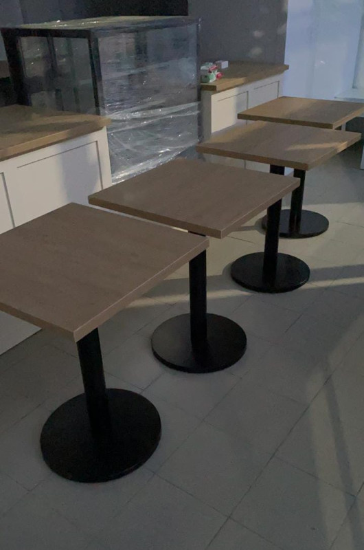 Стол Barcelona Ring